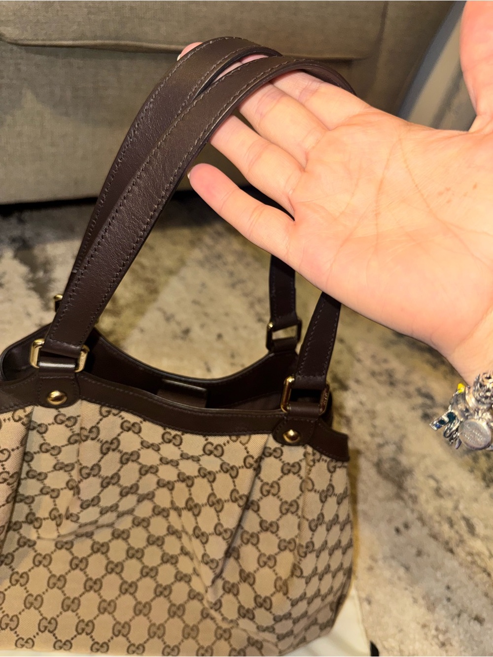 Gucci Canvas Sukey Medium- New Without tags. - Picture 12 of 16